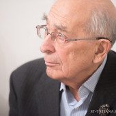 ПЕРВЫЕ ГВАРДЕЙСКИЕ ЗВАНИЯ