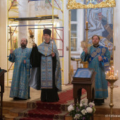 Введение во храм Пресвятой Владычицы нашей Богородицы и Приснодевы Марии (фото)